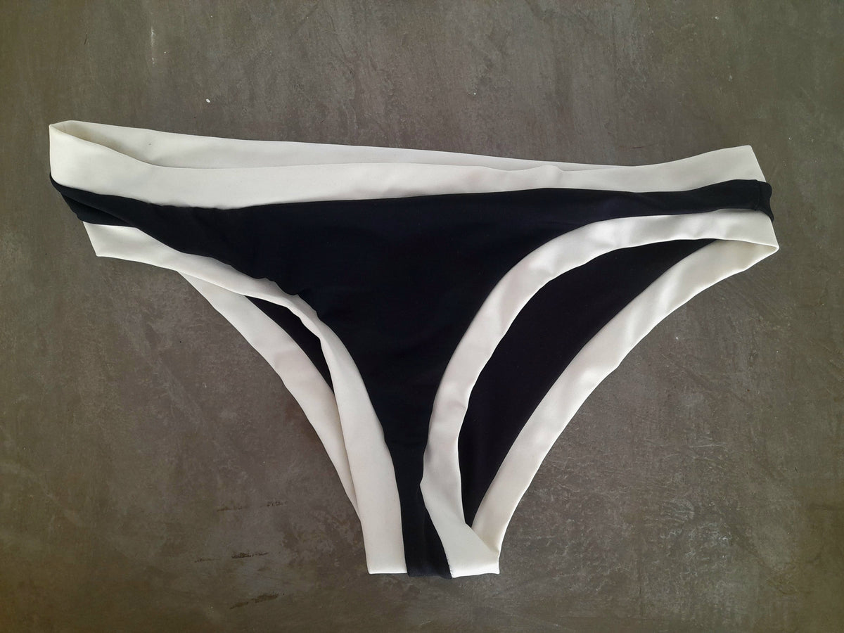 PENDULO / GAIA BIKINI PANT / RM1027-17