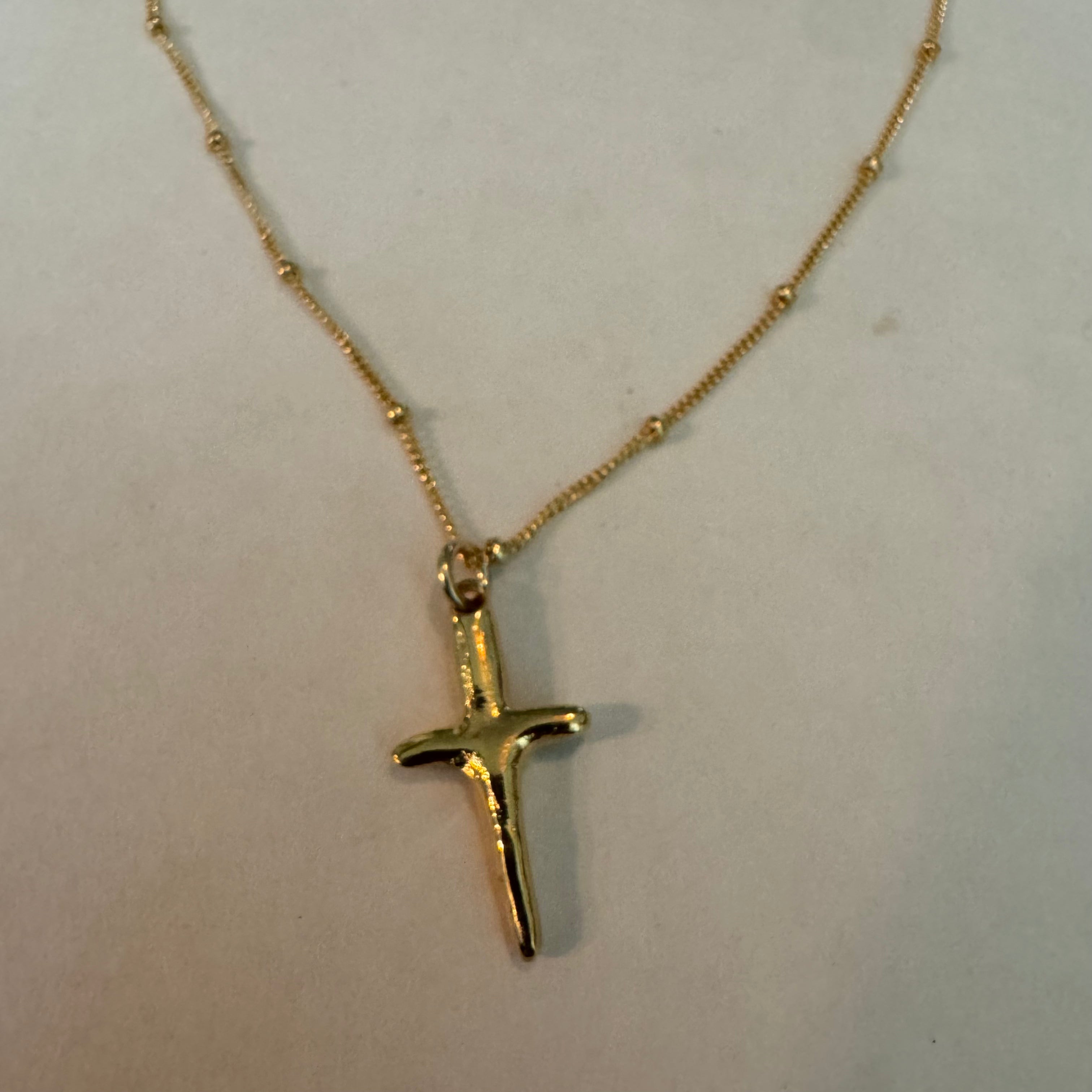 BRITT BOLTON / 20" CROSS BEADED CHAIN NECKLACE 18K VERMEIL