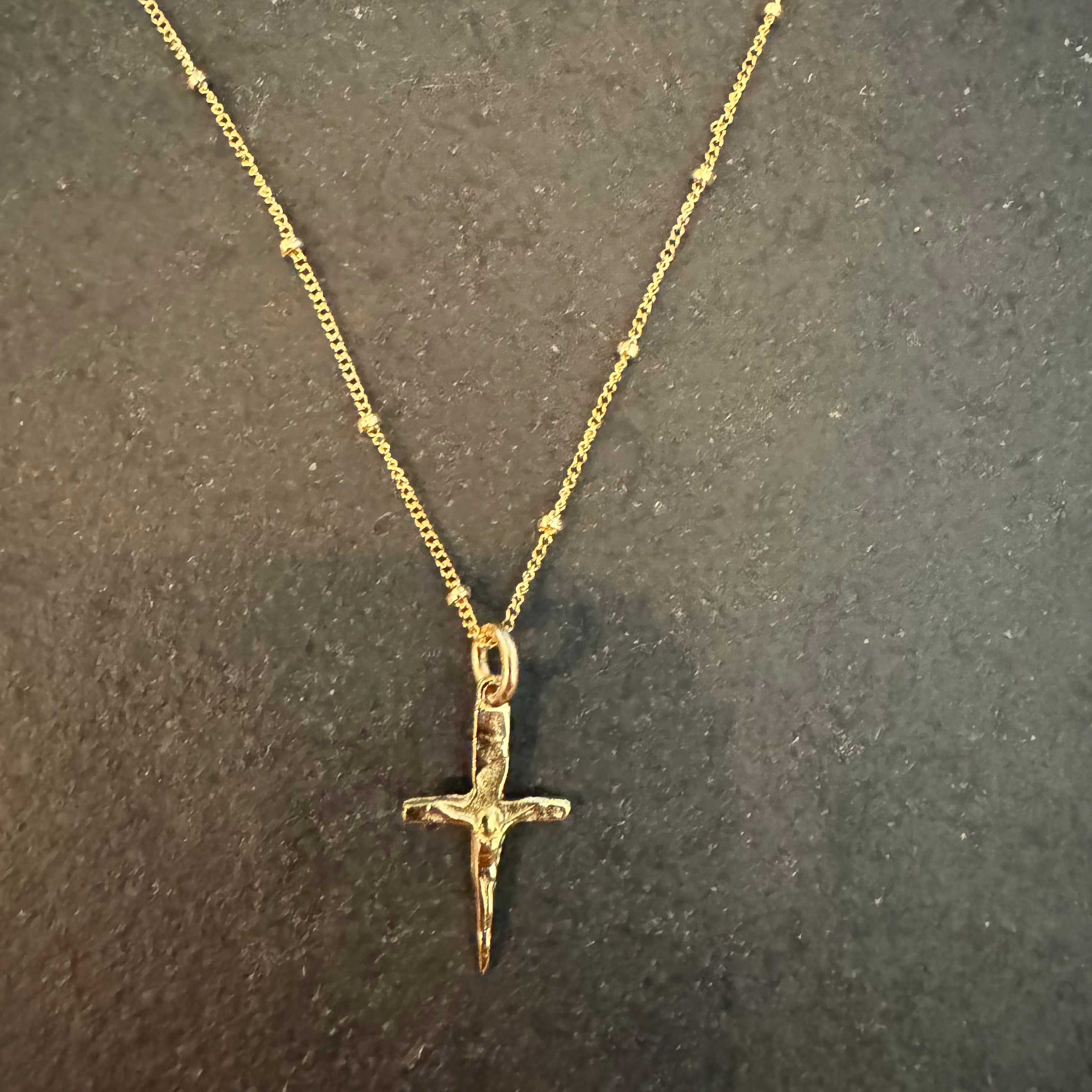 BRITT BOLTON / CRUCIFIX DAGGER BEADED CHAIN NECKLACE 18K VERMEIL