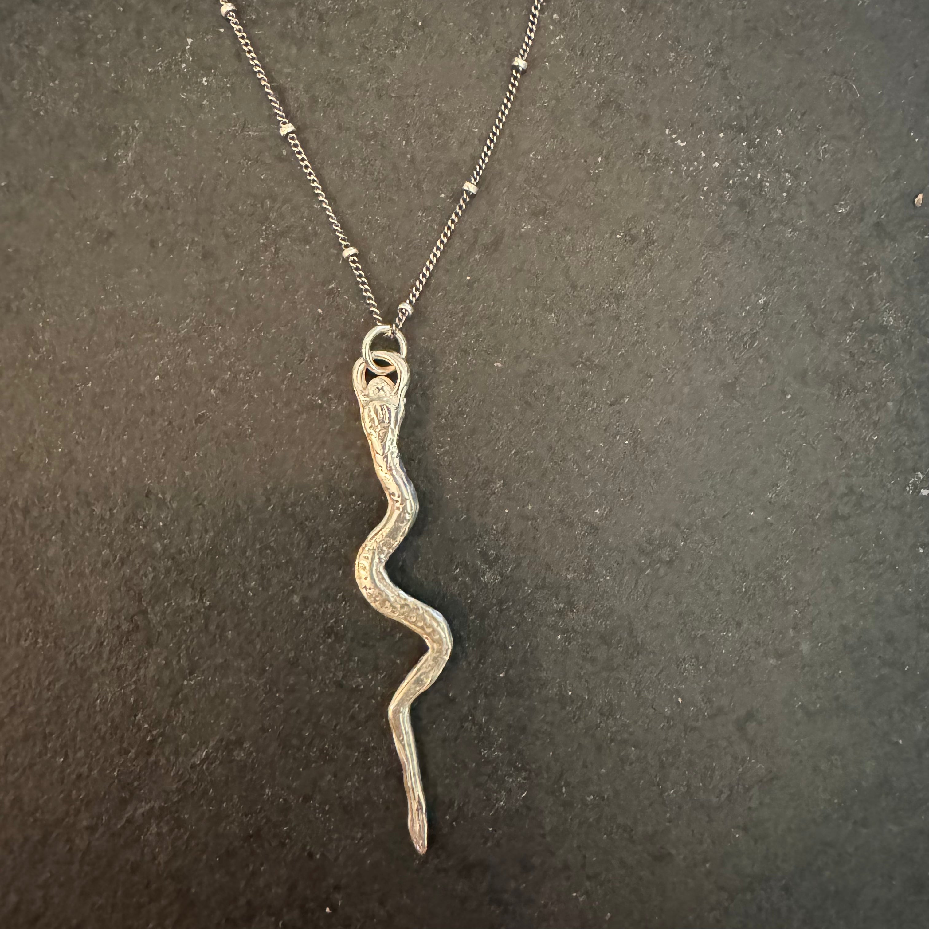 BRITT BOLTON / 18" SNAKE PENDANT BEADED CHAIN STERLING SILVER NECKLACE