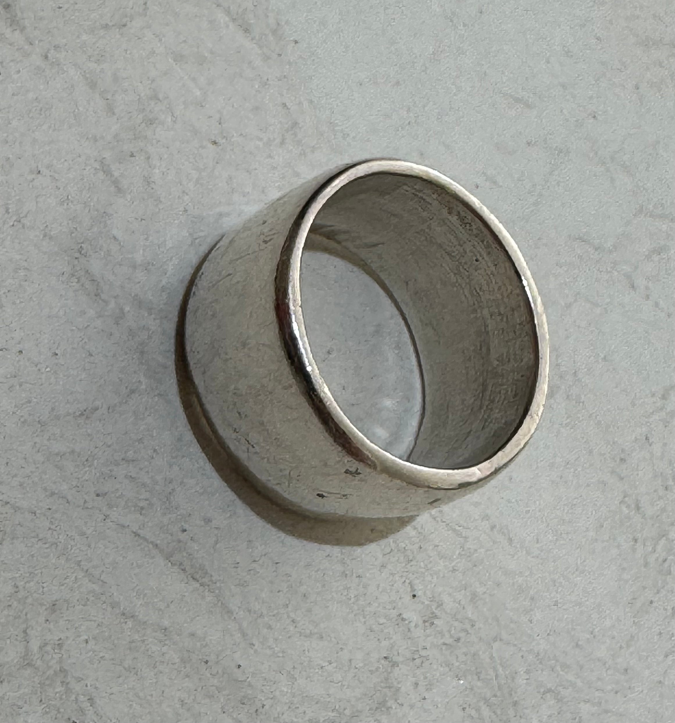 ELISE ESTELLE / CIGAR BAND